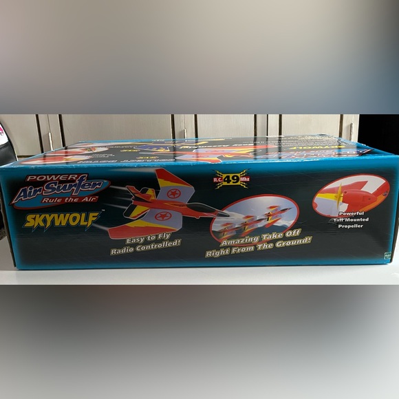 New Vintage 2003 Hasbro Power Air Surfer SkyWolf RC Toy Remote Control Airplane - Picture 7 of 10